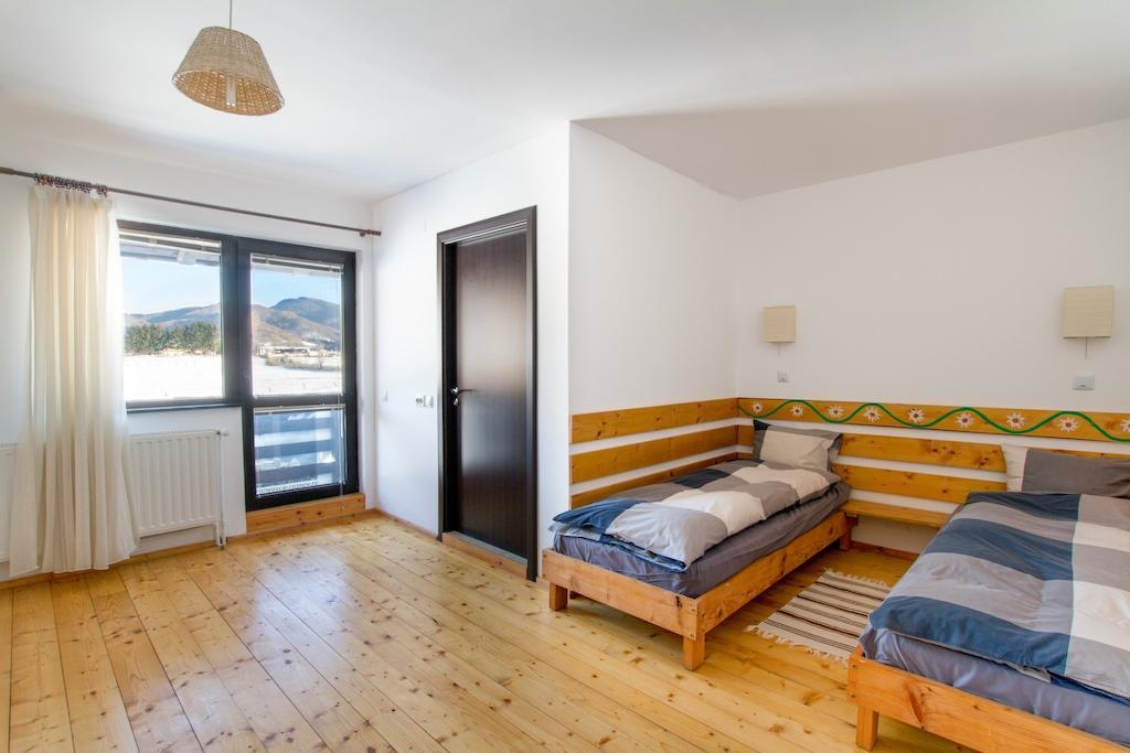Hotel Casa Georgescu Rîşnov Habitación foto